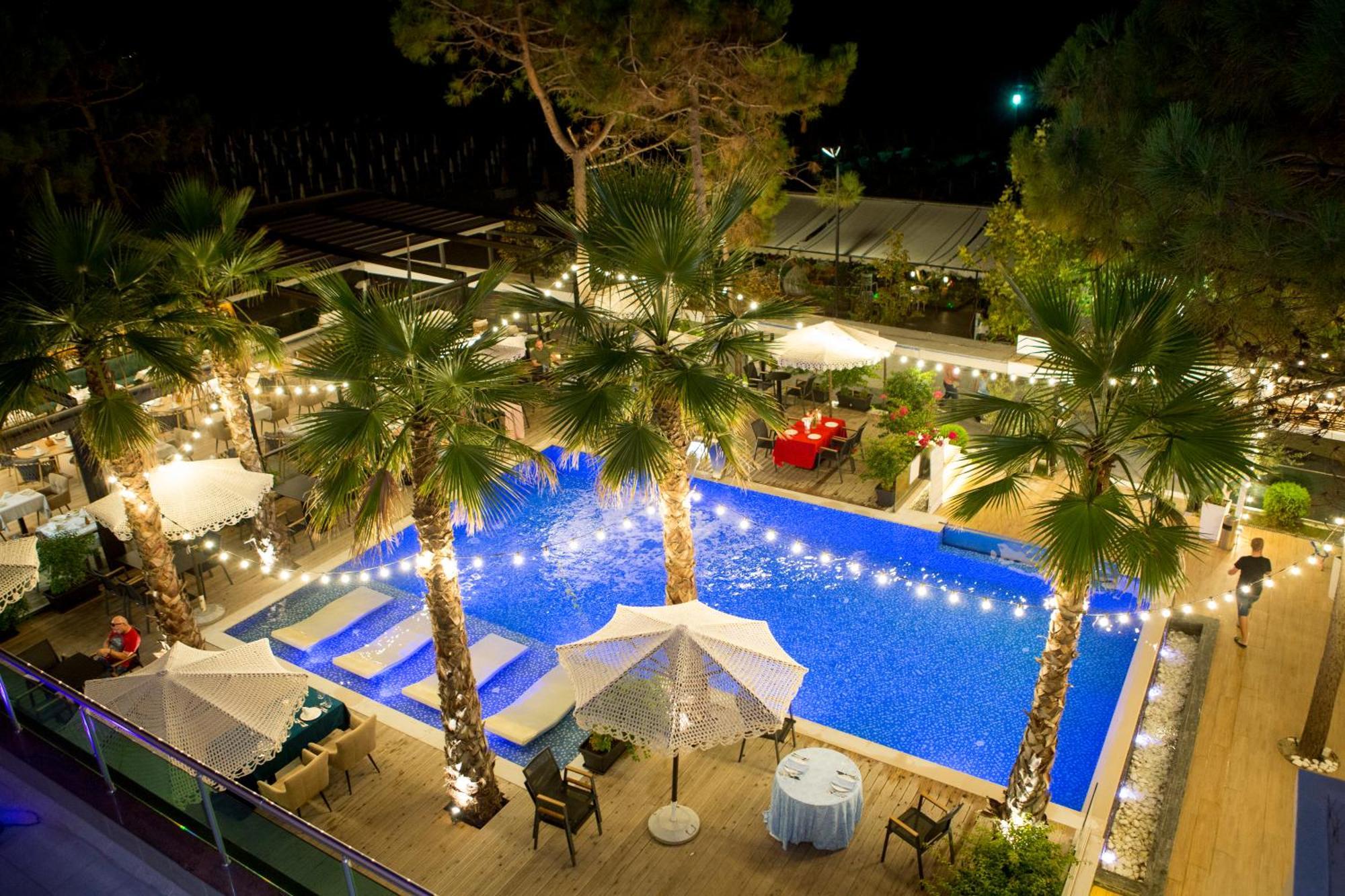 Albanian Star Hotel Kryemëdhej Exterior foto